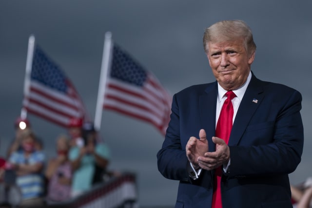 Intel CEO Gains Support from President Trump