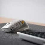 Alogic Crux Wireless Mouse Adds Display and 9 Buttons