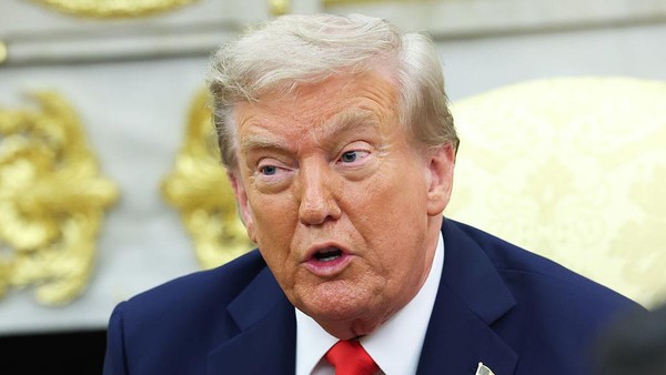 Trump Questions Critics’ Reactions to Intel Deal