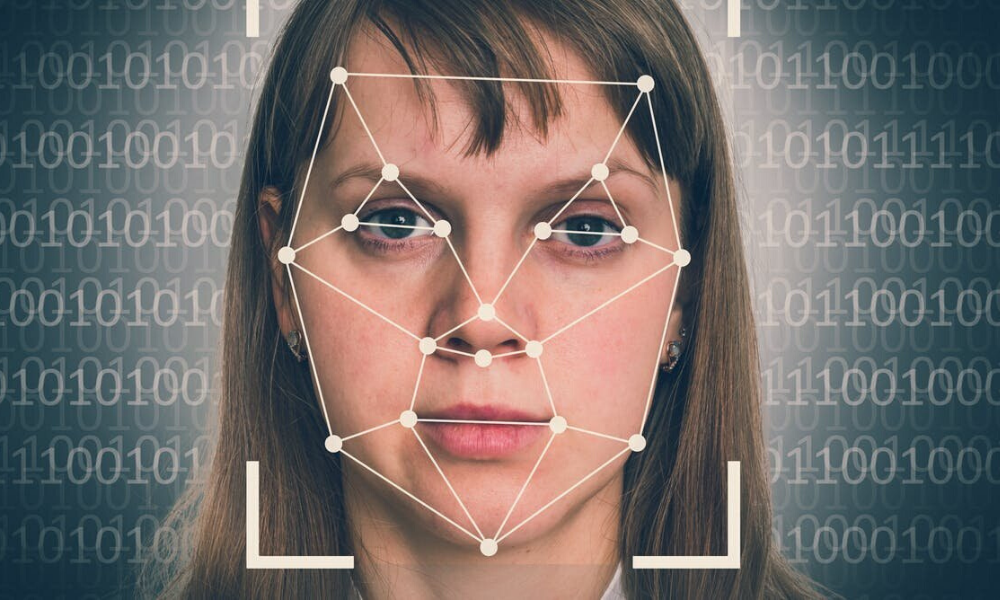 Deepfakes Used to Spread False Claims About Comet as UFO